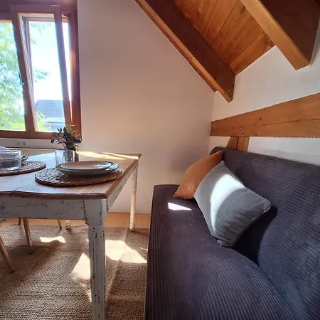 Casa Mengi - Idylle Am Fusse Der Neubuerg Mistelgau